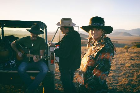 Miranda Lambert, Jon Randall, and Jack Ingram caught on the camera.